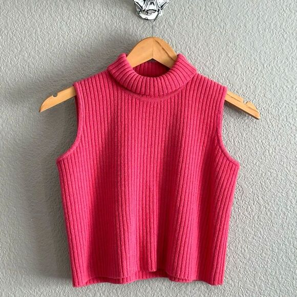 St. John Tops - St. John Wool Turtleneck Blouse Sleeveless Crop Fuchsia Pink Rib Knit Size Small